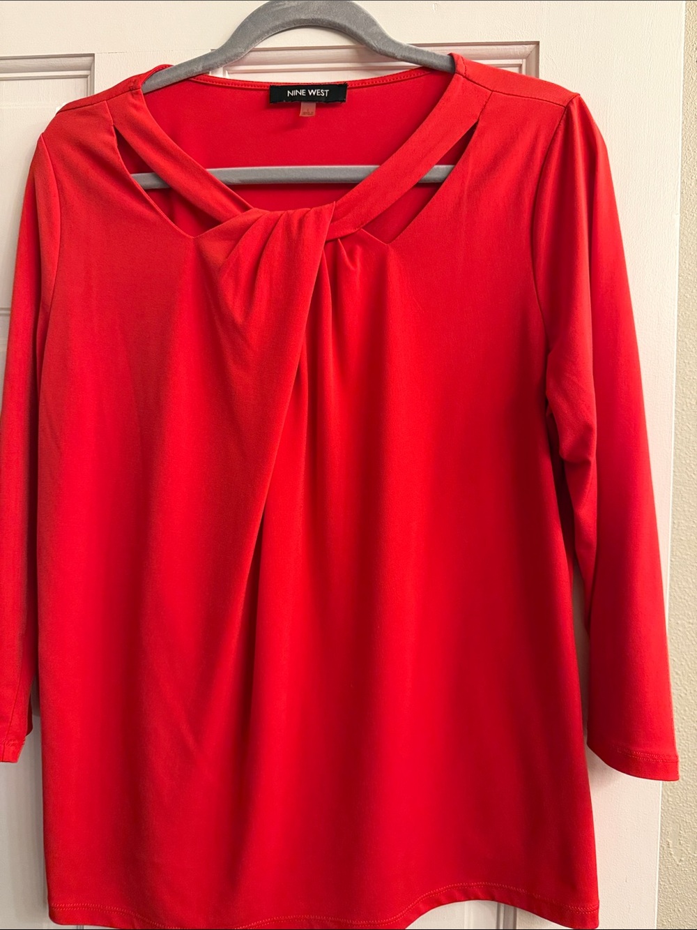 Nine West Red Long-Sleeve Twist-Front Blouse